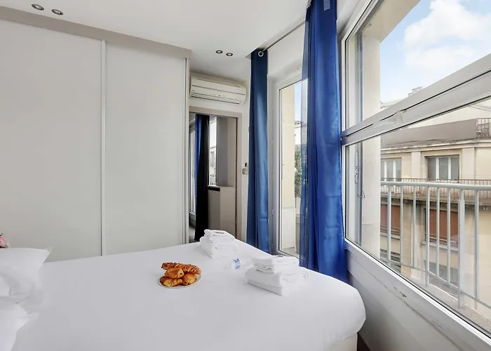 Saint-lazare Daire Paris